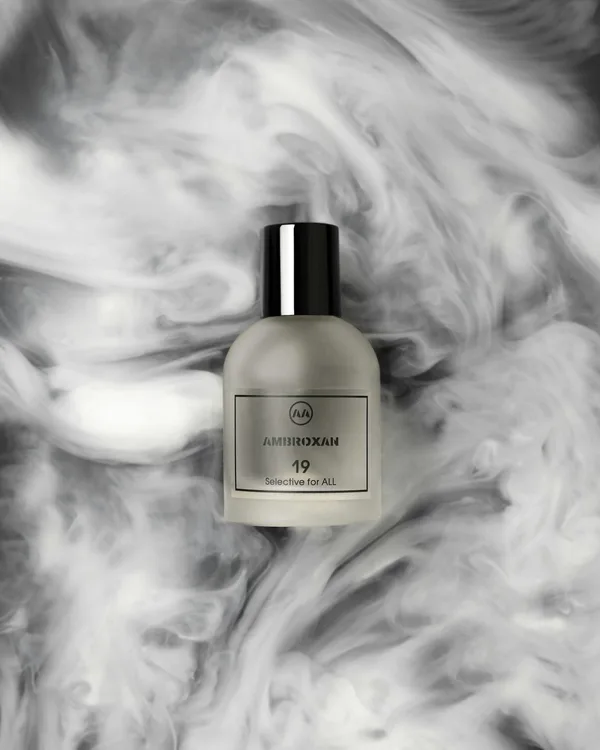Noir Essence woody musk fragrance bottle