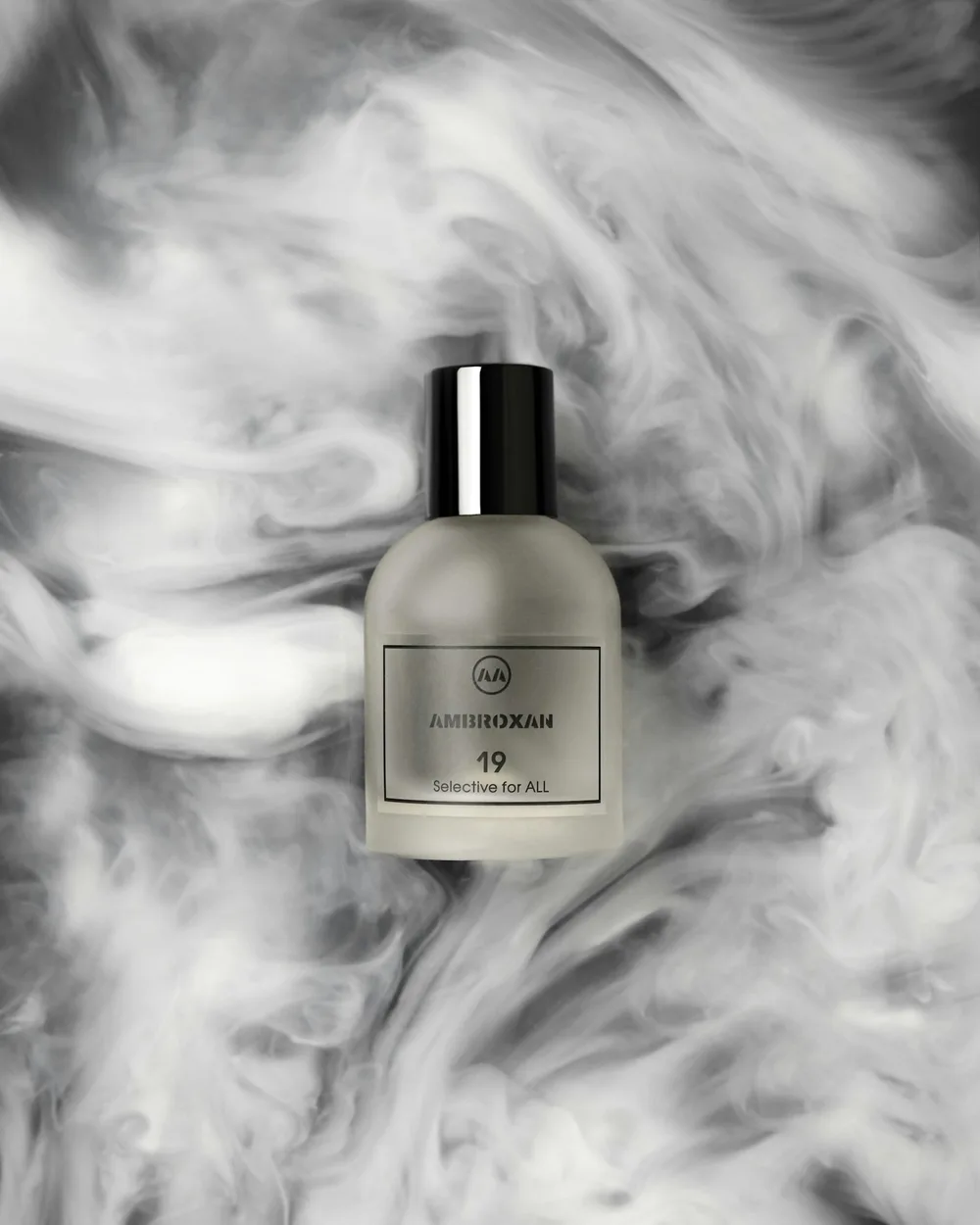 Noir Essence woody musk fragrance bottle